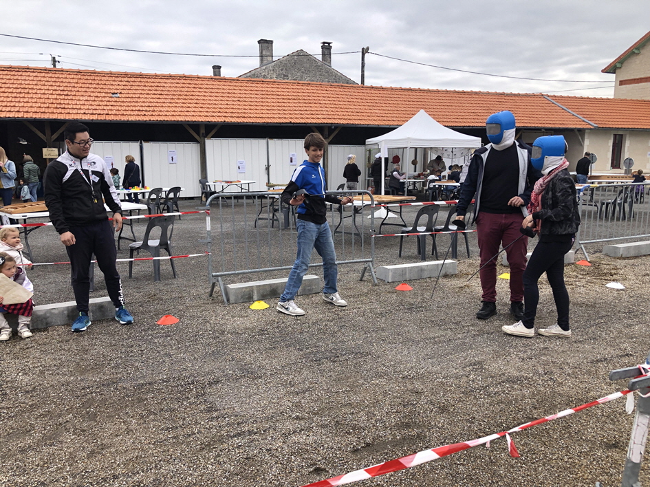 20230513 demo escrime ludotheque saintes 1 72