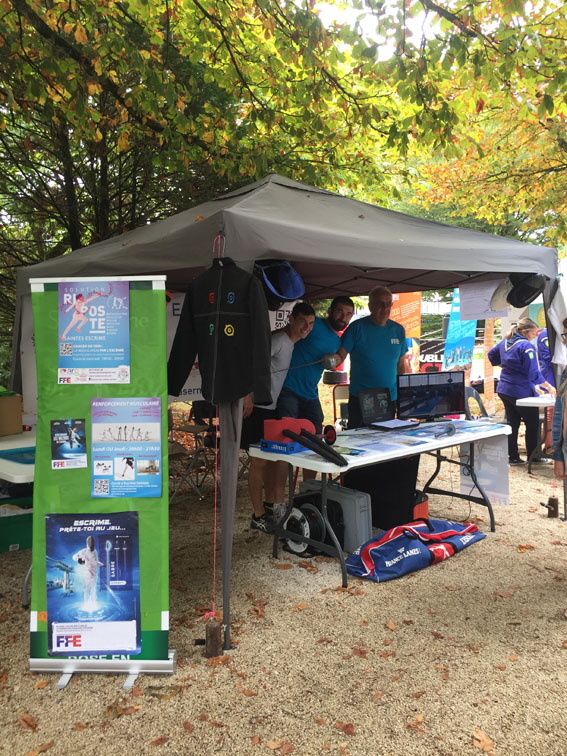 20220903 forum des assos jardin public stand arthur 72dpi